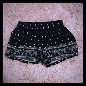Old navy drawstring shorts